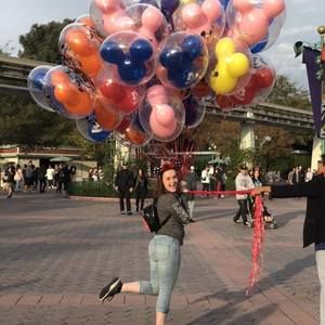 Meet your Posher, Julia marie